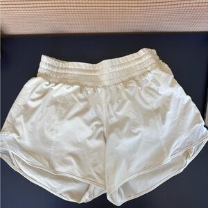 Lululemon Athletica Women's Cream Shorts